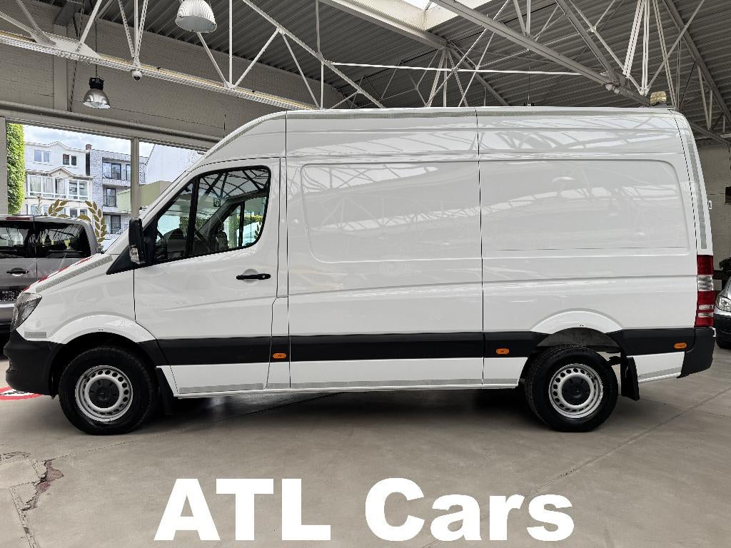 Mercedes | Euro6b | 3.5T Trekvermogen | Ingericht laadruimte, Auto's, 4 deurs, Euro 6, 4 cilinders, 211 g/km