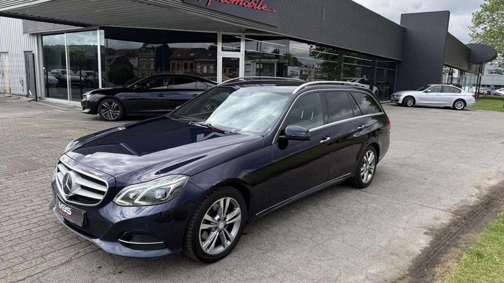 Mercedes-Benz E-Klasse 250 *CDI 4-Matic XENON* CAMERA* CUIR, Auto's, Automaat, Euro 5, Gebruikt, Zwart
