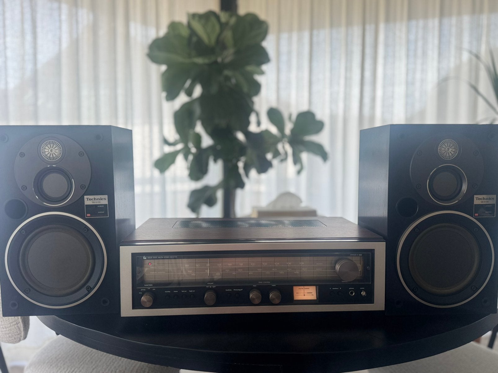 Luxman R-1030 solid-state versterker, Audio, Tv en Foto, Ophalen of Verzenden, Zo goed als nieuw