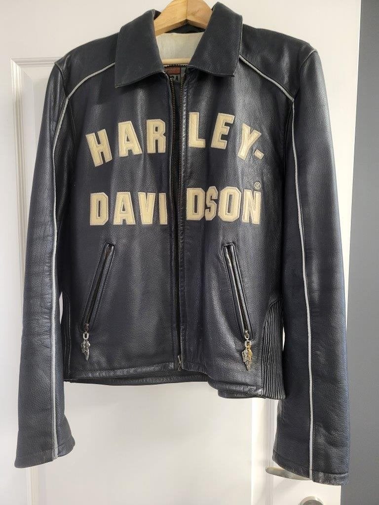 Harley Davidson 100th anniversary leather jacked, Motoren, Harley-Davidson, Dames, Jas | leer, Ophalen of Verzenden