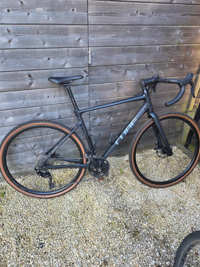 Gravelfiets Cube, Ophalen
