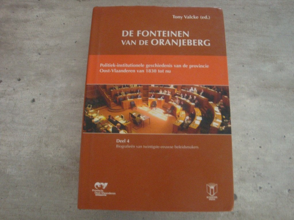 DE FONTEINEN VAN DE ORANJEBERG DEEL 4, Boeken, Ophalen of Verzenden, Gelezen