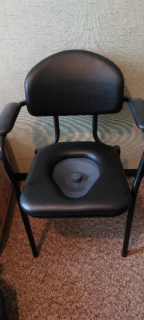 Toiletstoel, Diversen, Ophalen, Zo goed als nieuw