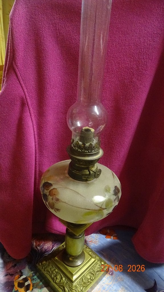 GRANDE LAMPE A PETROLE  DU  DEBUT  XX EME SIECLE, Antiquités & Art, Enlèvement ou Envoi