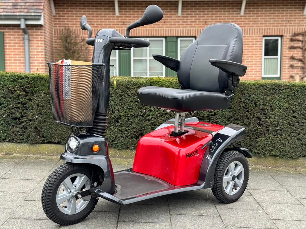 Scootmobiel L & M Mezzo 3 Elektrische scooter topstaat, Diversen, Rolstoelen, Zo goed als nieuw, Elektrische rolstoel, Inklapbaar