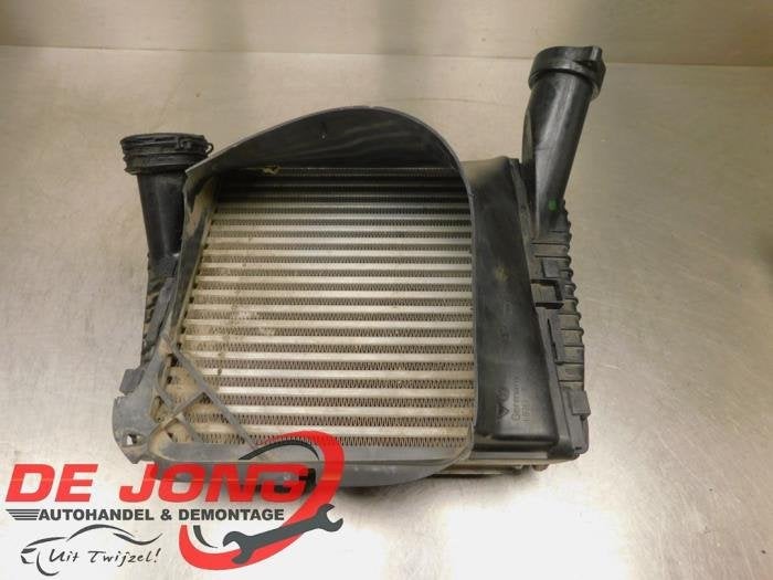 Intercooler van een Volkswagen Touareg, Gebruikt, -, Volkswagen, -