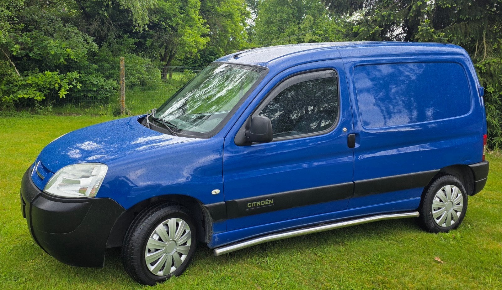 Te koop:CITROËN BERLINGO(LV)1.6hdi/2007-200000km gekeurd vvk