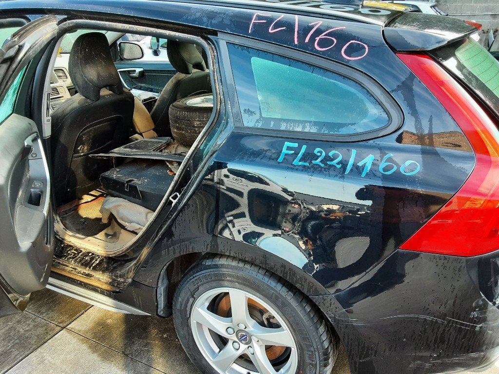 SPATBORD LINKS ACHTER Volvo V60 I (FW / GW), Gebruikt, Info@volvocars.com, Spatbord, Volvo