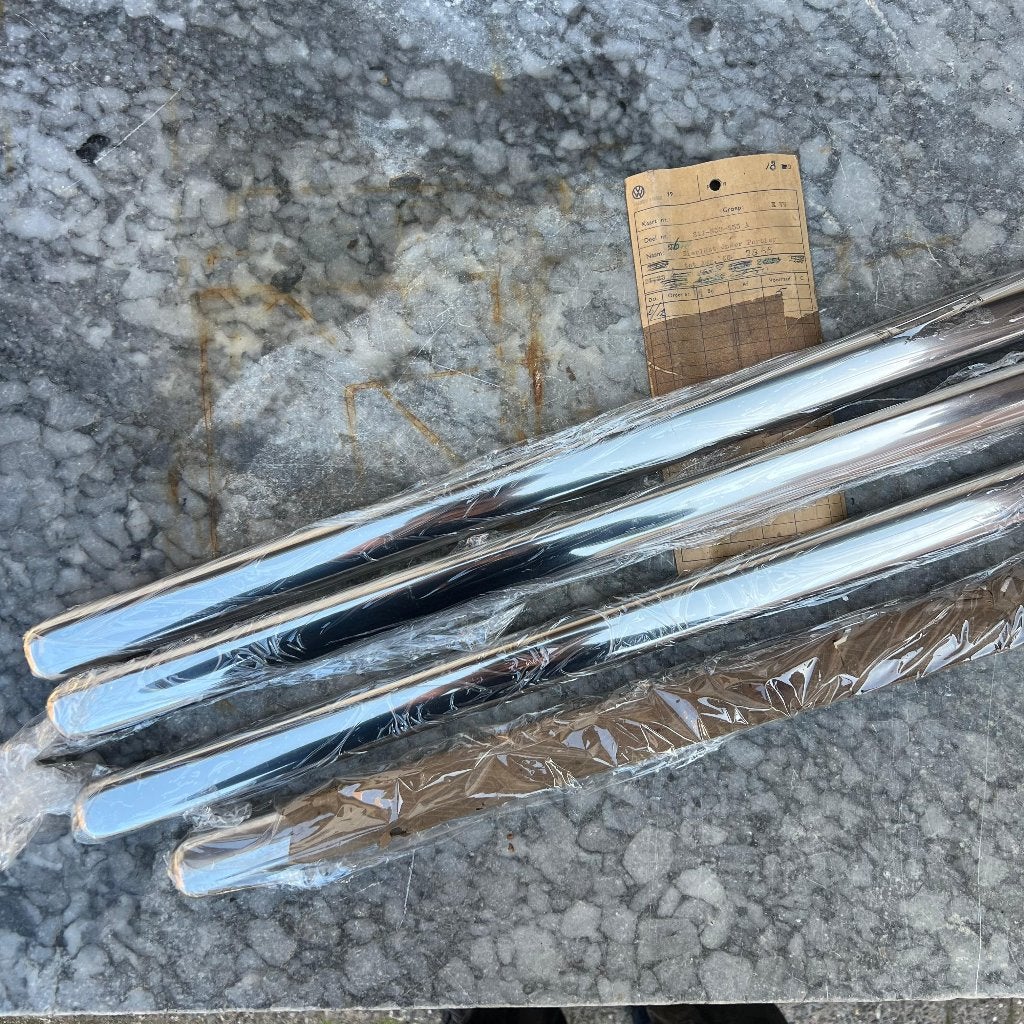 Garniture de seuil pour VW NOS type 3 64-66, Autos : Divers, Accessoires de voiture, Comme neuf, Enlèvement ou Envoi