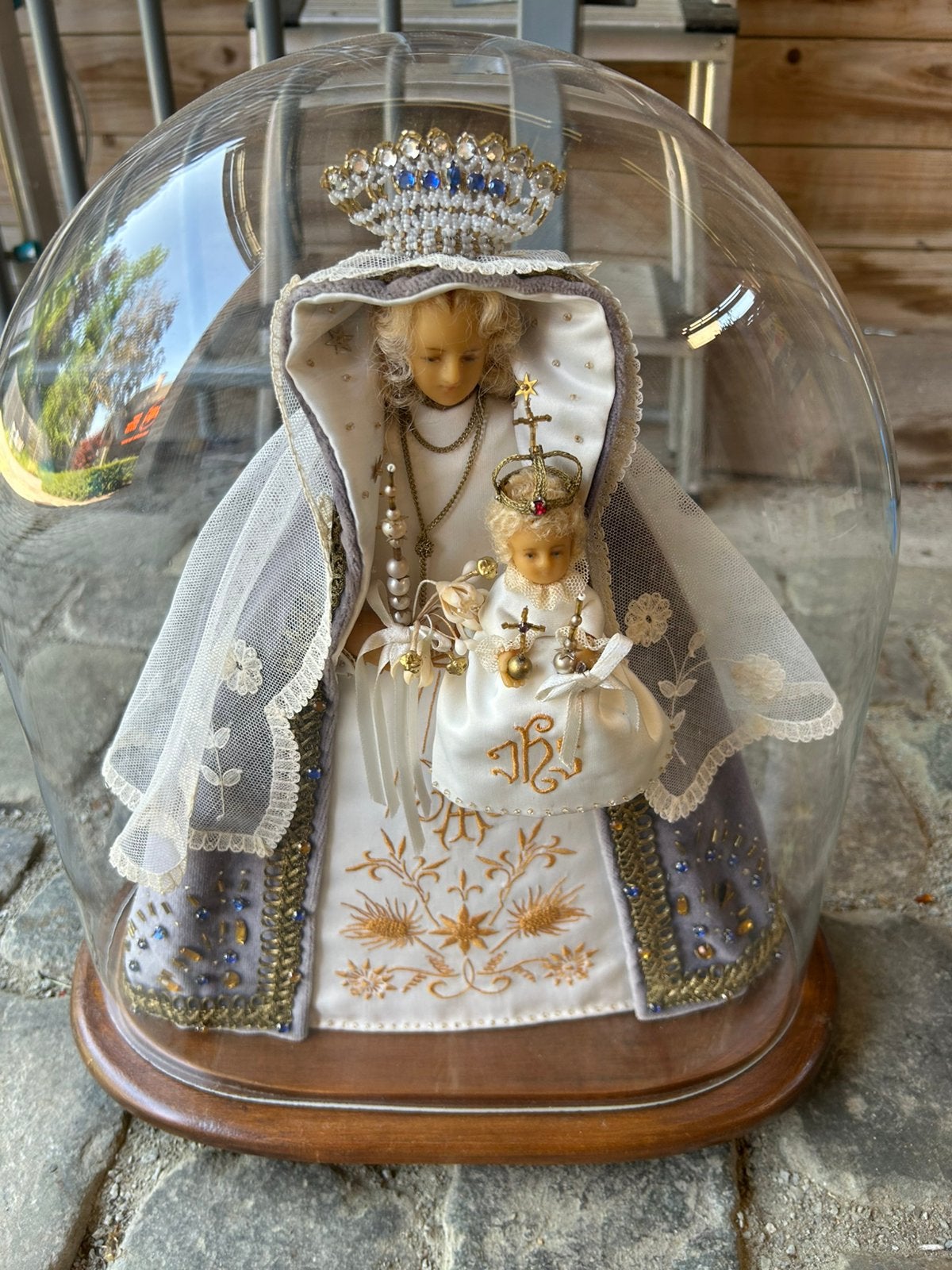 Glazen stolp met beeld, Antiek en Kunst, Antiek | Religieuze voorwerpen, Ophalen