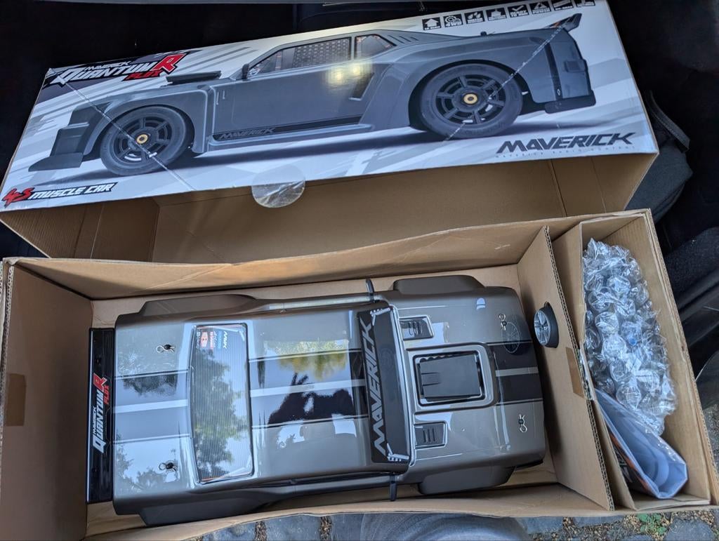Maverick Quantum RX Flux 1/8 4WD 4S Brushless Muscle Car RTR, Enlèvement, Voiture