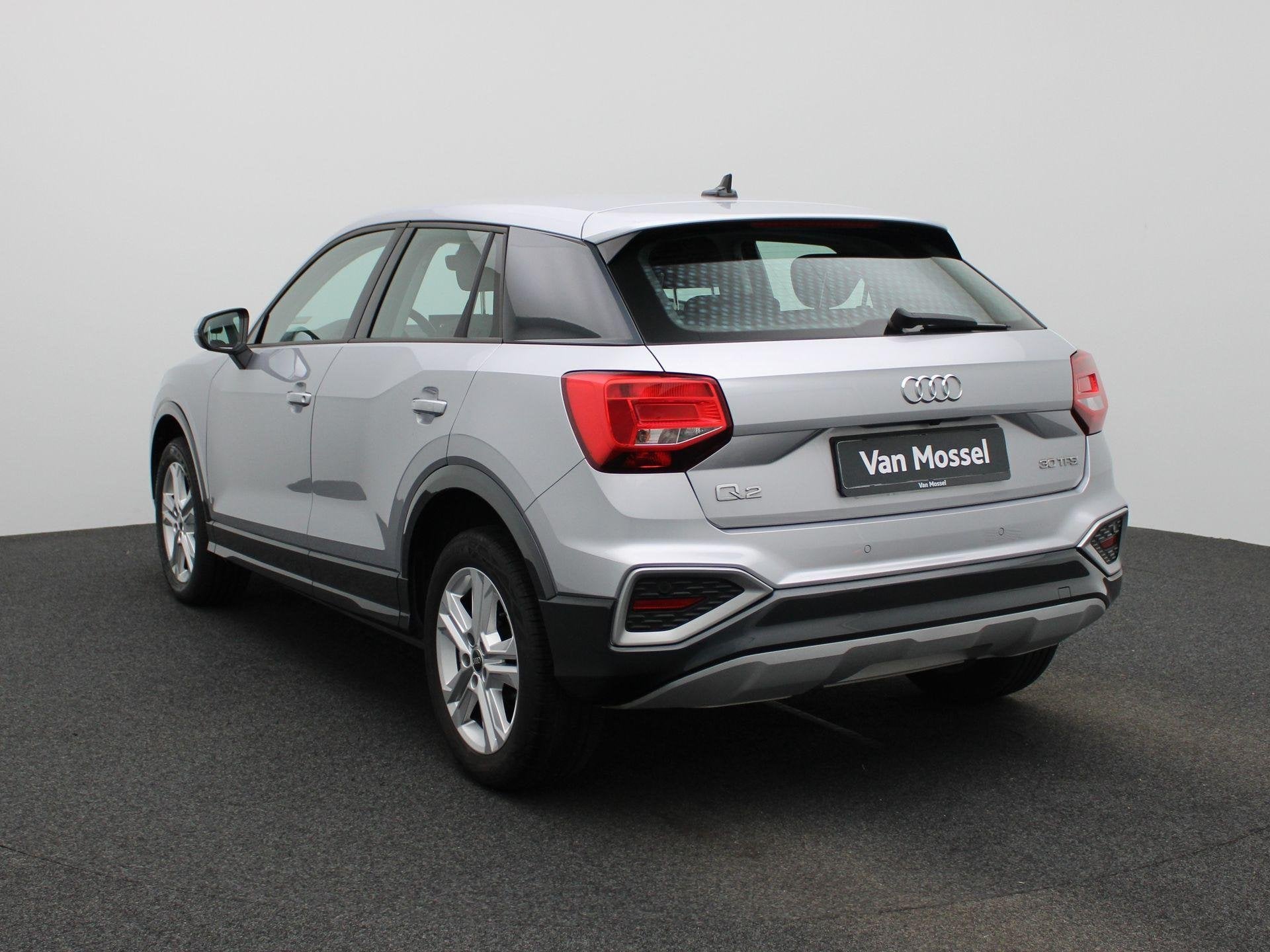 Audi Q2 1.0 30 TFSI 81kW Advanced, Autos, Argent ou Gris, Entreprise, Boîte manuelle, Noir