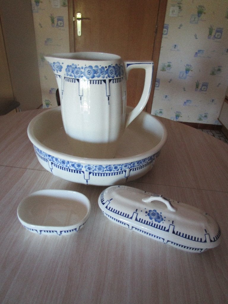 Ensemble de toilette vintage, Antiek en Kunst, Antiek | Keramiek en Aardewerk, Ophalen
