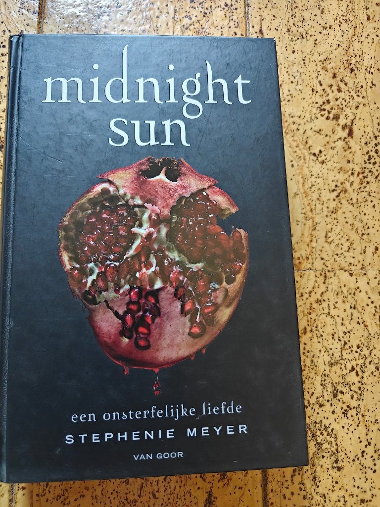 Midnight sun - Stephanie Meyer, Ophalen of Verzenden, Zo goed als nieuw, Stephenie Meyer, België