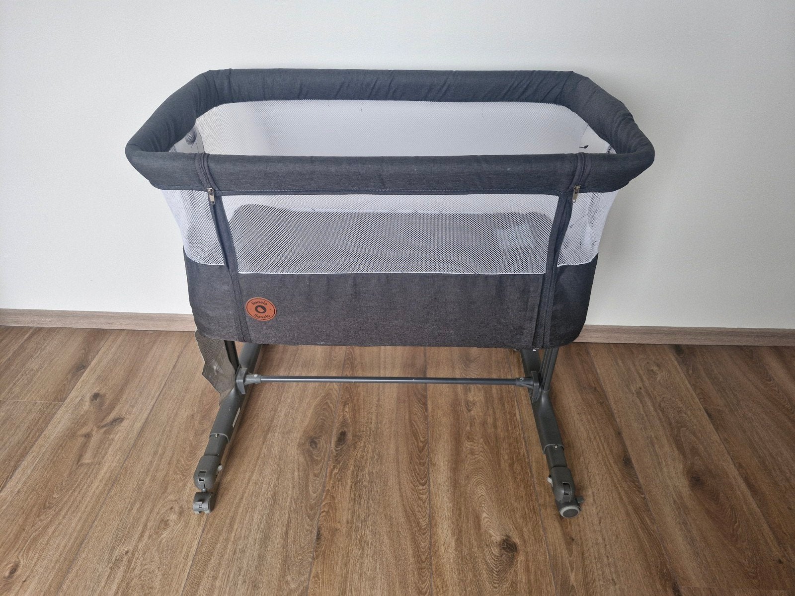Mooie baby bed, Enlèvement