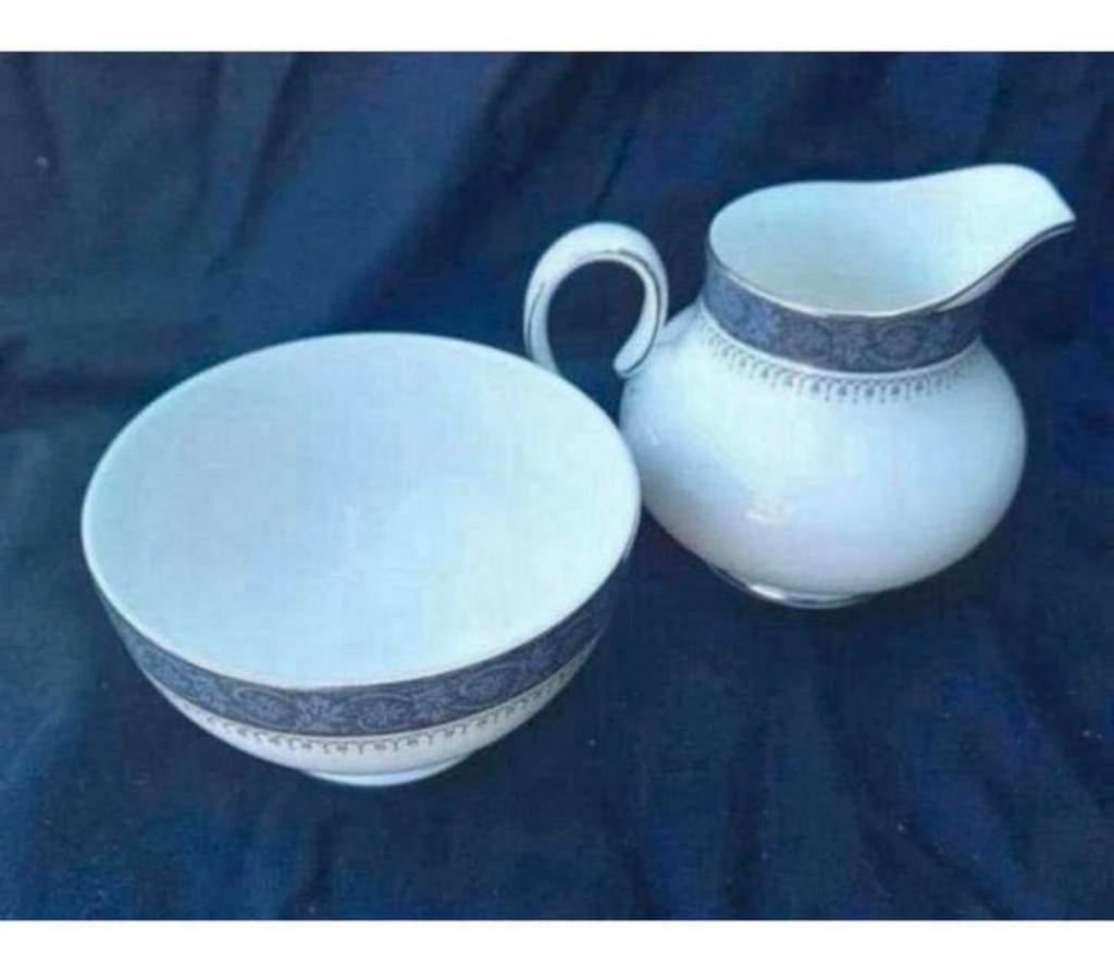 Pot à lait et sucrier Royal Doulton SHERBROOKE Antique, Enlèvement ou Envoi