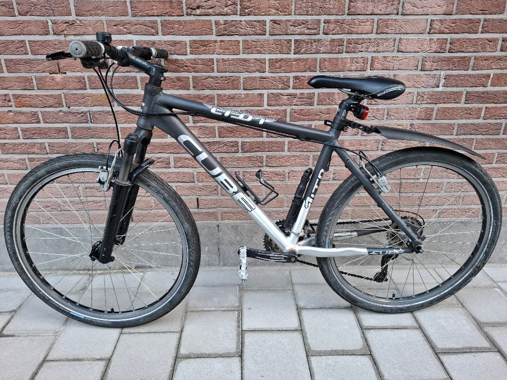 Jongens of Herenfiets Cube, Fietsen en Brommers, Velgrem, Zo goed als nieuw, Cube, Handrem