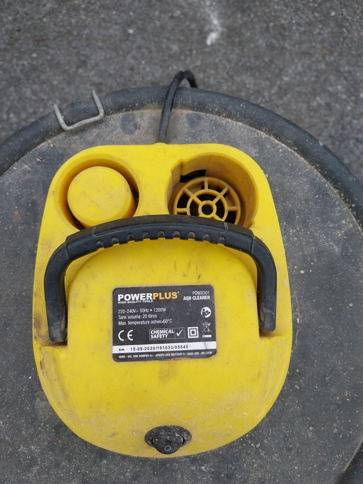 degelijke PowerPlus asstofzuiger voor nat en droog, Ophalen, Gebruikt