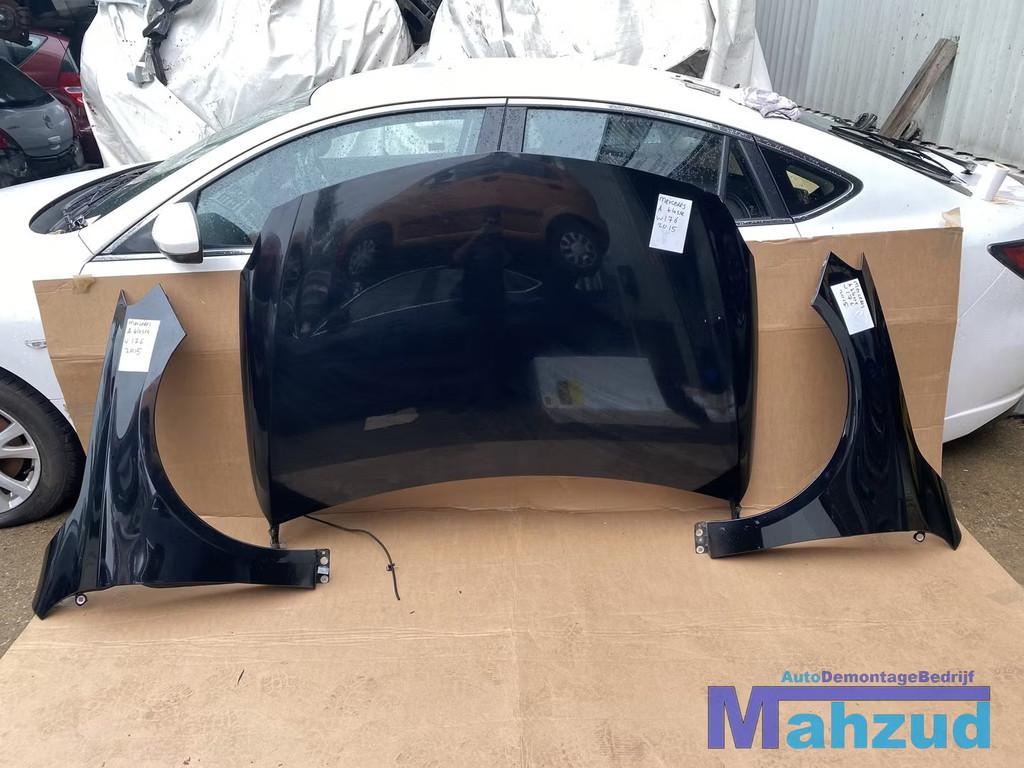 Mercedes A klasse W176 zwart motorkap linker rechter scherm, Auto-onderdelen, Gebruikt, Mercedes-Benz AG, Mercedes-Benz, Mercedesstrasse 120
70372  Stuttgart, DE