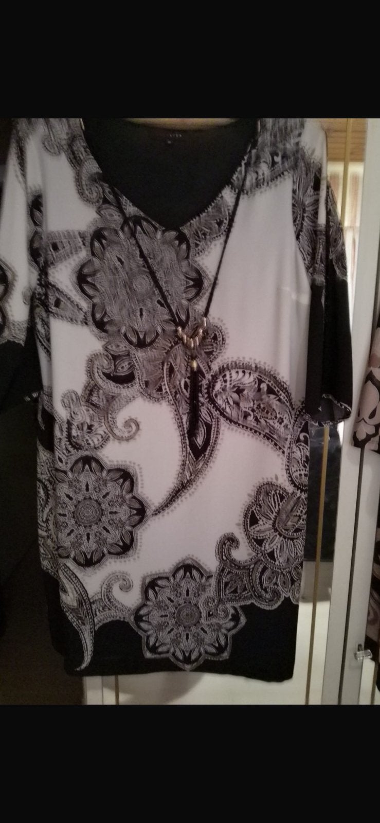 Robes et pantalons, Enlèvement, Comme neuf