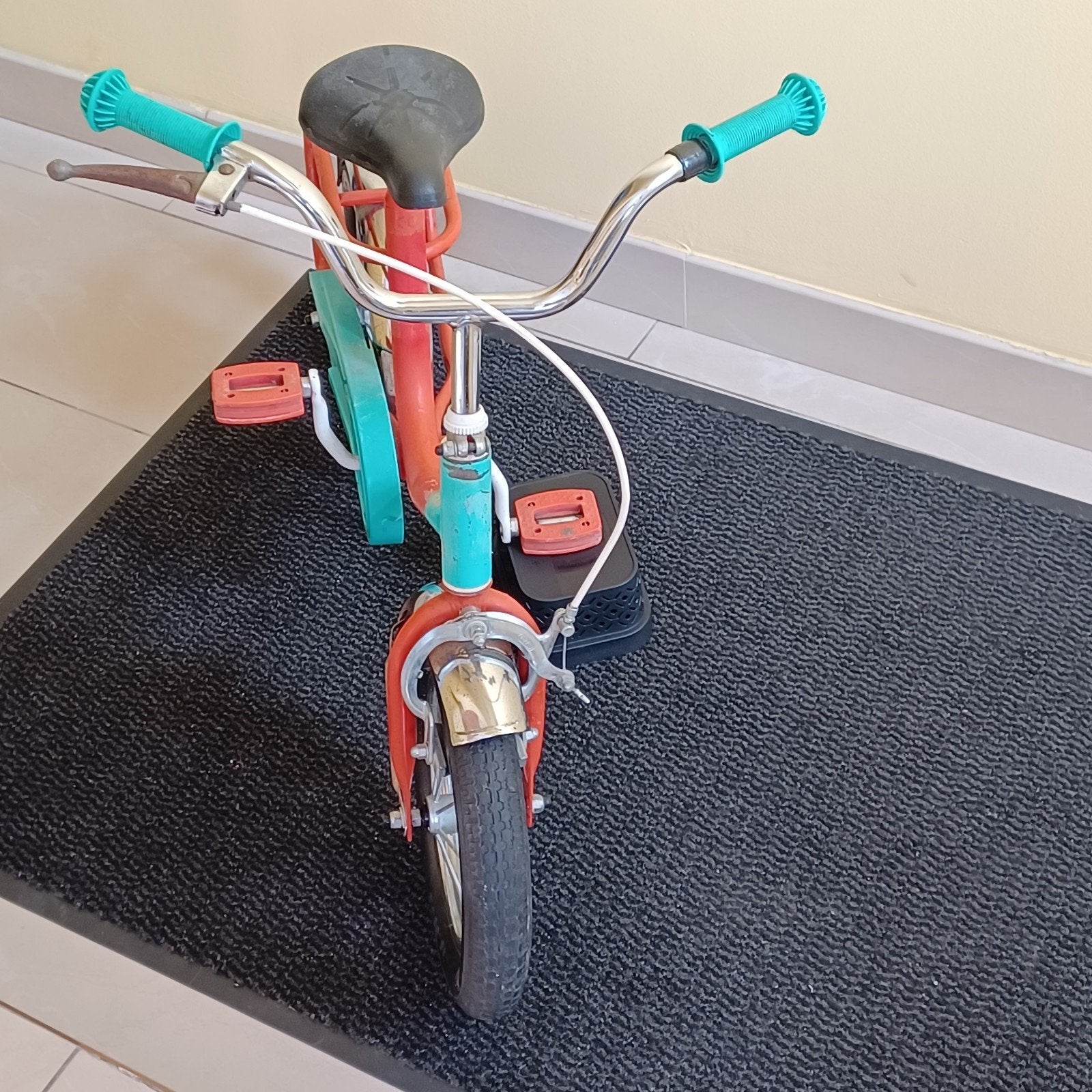 Prachtig Vintage Kinderfietsje 12 inch – Retro Blikvanger!, Ophalen, Gebruikt, Minder dan 16 inch