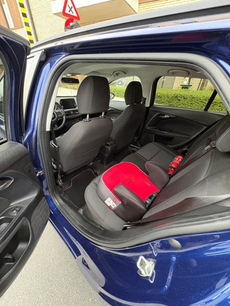 Fiat Tipo 1.4 Benzine – 2019 – 101.149 km, Auto's, Voorwielaandrijving, Stof, Blauw, 146 g/km