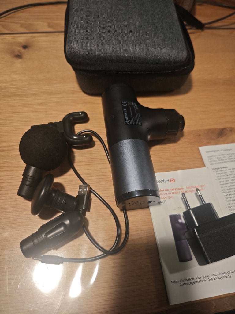 Pistolet de massage USB-C HyperB rechargeable Essentiel-B, Sports & Fitness, Enlèvement ou Envoi, Comme neuf, Appareil