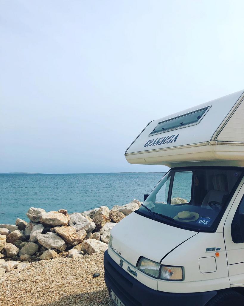 Camper Fiat Ducato Granduca 8+1 / 5slp, Caravans en Kamperen, Mobilhomes, Alkoof, Ringverwarming, Douche, Particulier