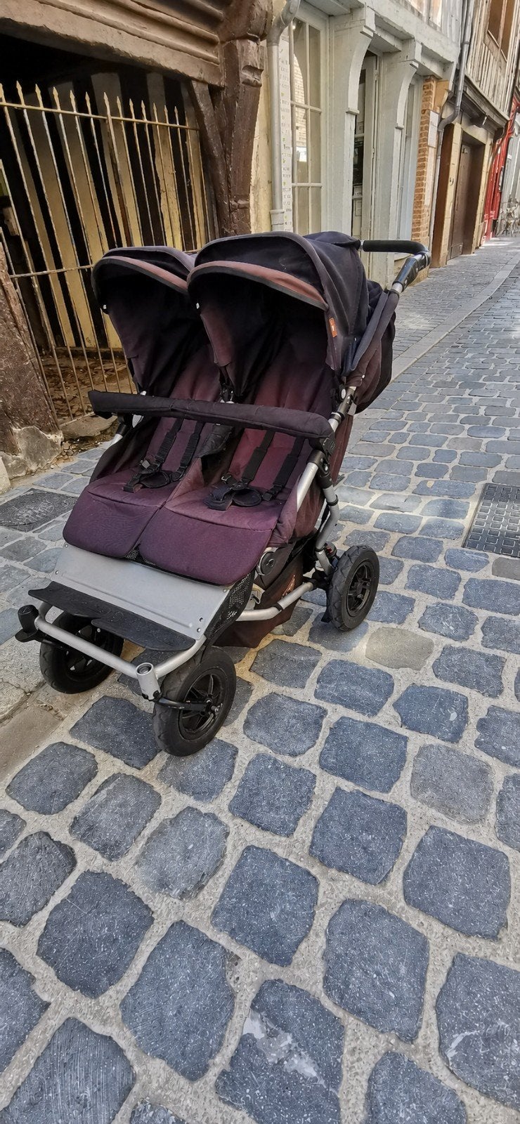 Mountain Buggy Duet All Terrain dubbele kinderwagen, Kinderen en Baby's, Ophalen, Maxi-Cosi