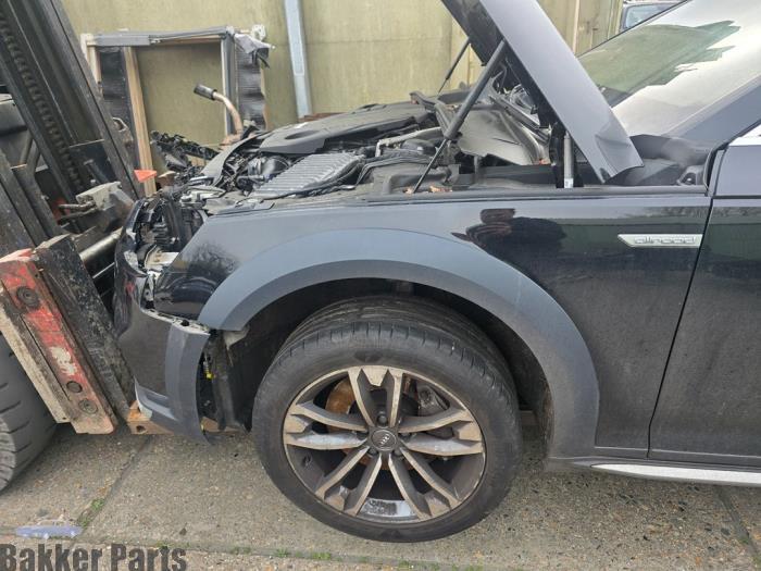 Scherm links-voor van een Audi A4 (LY9T), Auto-onderdelen, Gebruikt, -, -, Audi