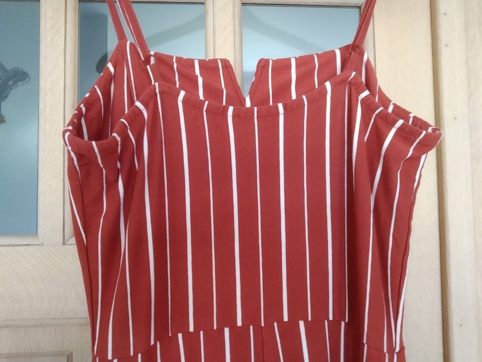 Combinaison Bershka super cool à rayures taille S, Bershka, Enlèvement ou Envoi, Comme neuf, Taille 36 (S)