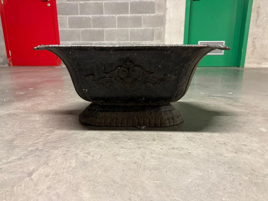Antieke kolenbak, Ophalen