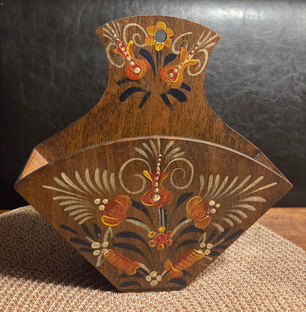 Vintage houten koffiefilterhouder met bloemmotief, Antiek en Kunst, Ophalen of Verzenden