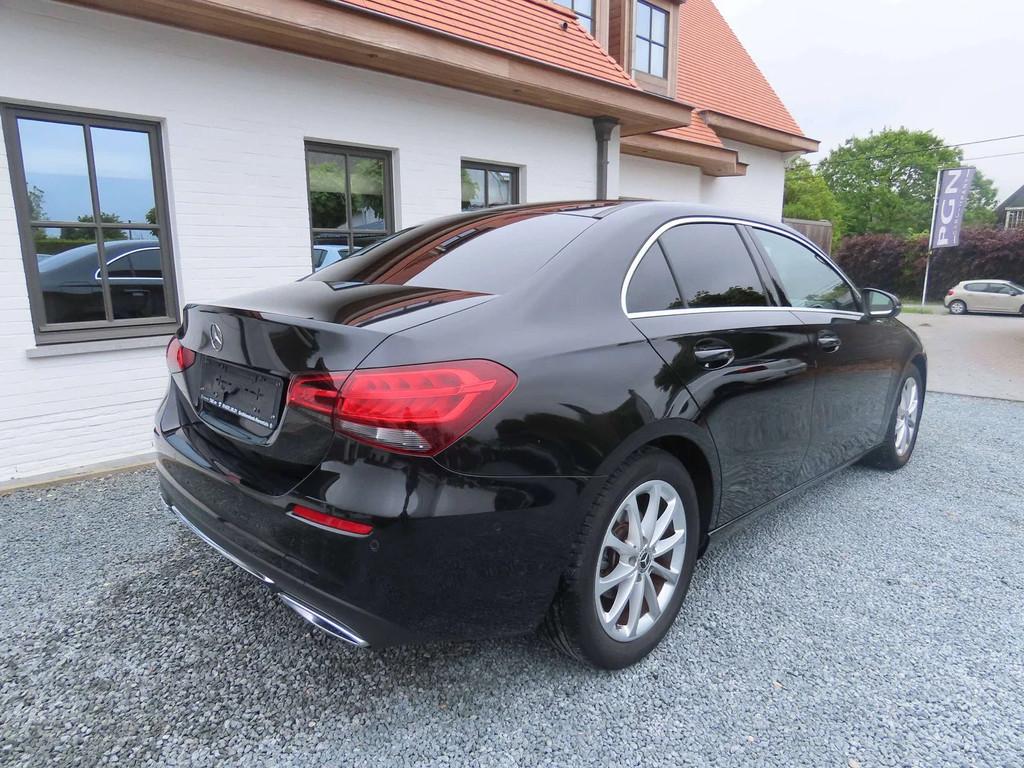 Mercedes-Benz A-CLASS 180 A 180 (bj 2019), Auto's, 100 kW, 4 deurs, Gebruikt, 4 cilinders