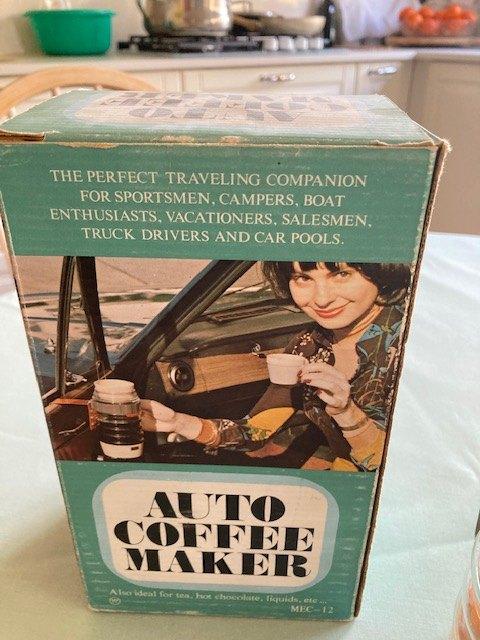 Cafetière 12 V, Electroménager, 2 à 4 tasses, Enlèvement, Neuf, Combiné