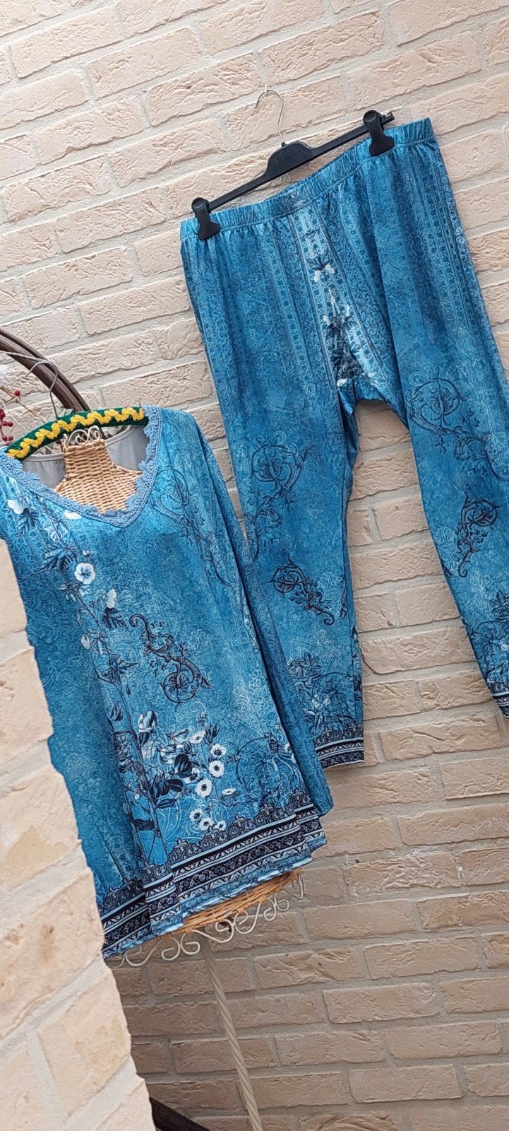 grote maten 5 xl 70cm van oksel tot oksel, Kleding | Dames, Ophalen of Verzenden, Zo goed als nieuw, Blauw, Overige typen