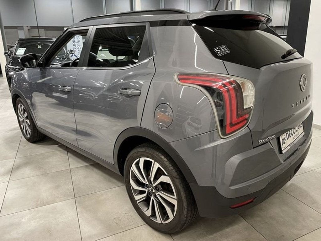 SsangYong Tivoli Nieuwstaat / DAB / Navigatie, Argent ou Gris, Achat, Noir, Tivoli