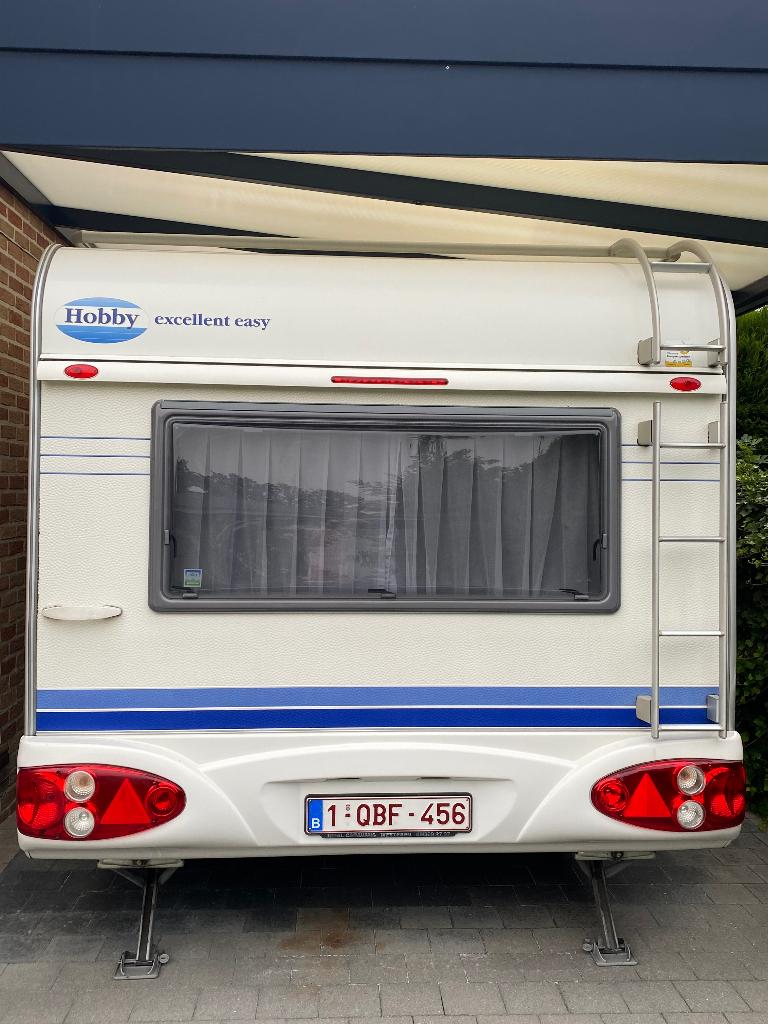 HOBBY EXCELLENT EASY 460 UFE, Caravanes & Camping, Caravanes, Particulier, jusqu'à 4, 1000 - 1250 kg, Banquette en rond, Hobby