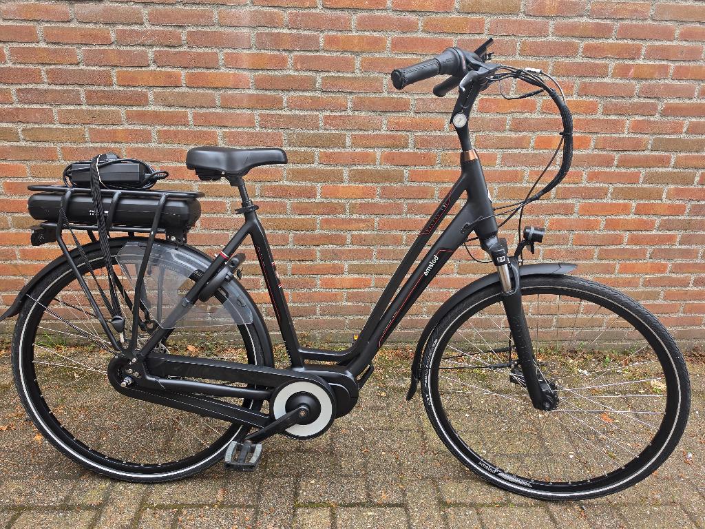in nieuw staat amslot midden motor 600 watt accu, Fietsen en Brommers, Ophalen, Zo goed als nieuw, Versnellingen