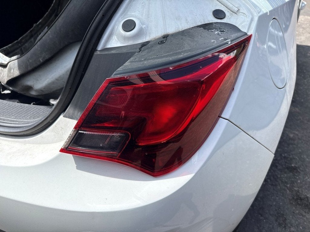 FEU ARRIÈRE DROIT Astra J GTC (PD2 / PF2) (|13386255|), Opel, Opel Automobile GmbH, Utilisé, Kontakt-opel@opel.com