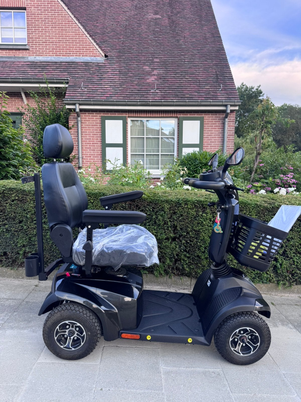 NIEUWESTAAT Scootmobiel ST4D elektrisch invalide Scooter, Ophalen of Verzenden, Inklapbaar, Zo goed als nieuw, Elektrische rolstoel