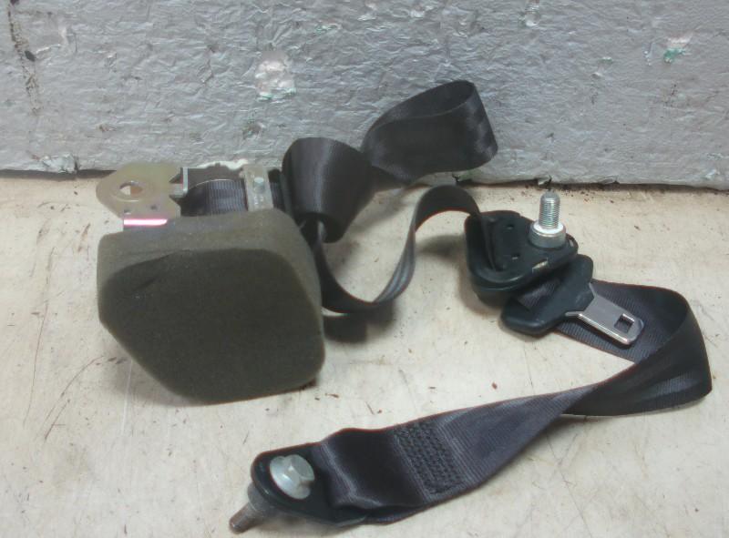 CEINTURE DE SECURITE ARRIERE DROITE Ford Ka II, Autos : Pièces & Accessoires, Habitacle & Garnissage, Ford, Utilisé
