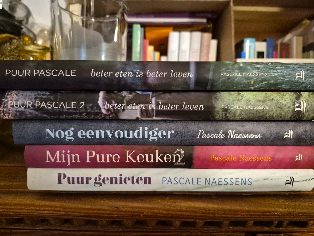 Kookboeken Pascale Naessens, Ophalen, Zo goed als nieuw