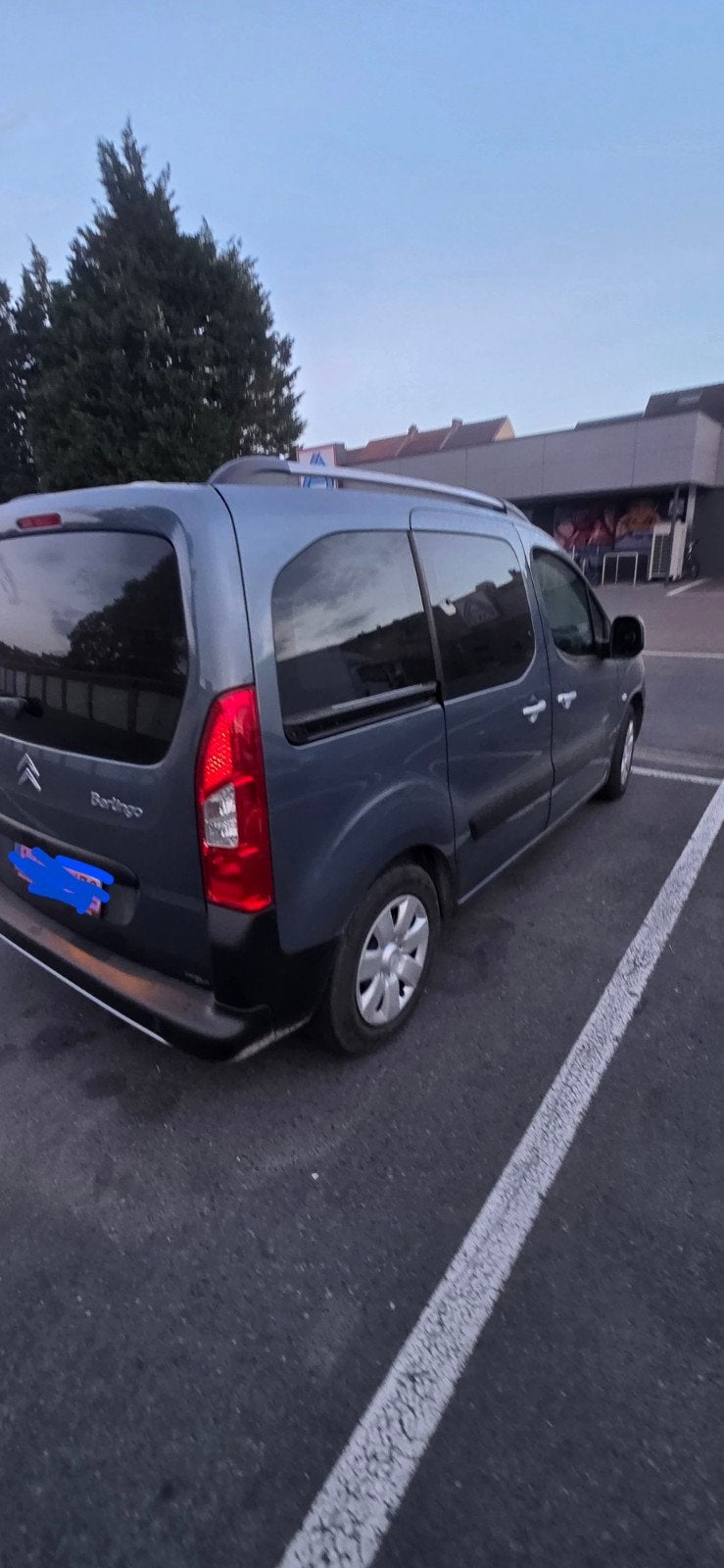 Te koop citroen berlingo 2012 euro 5 De auto is nieuw, eerst, Auto's, Bestelwagens en Lichte vracht, Particulier, Te koop