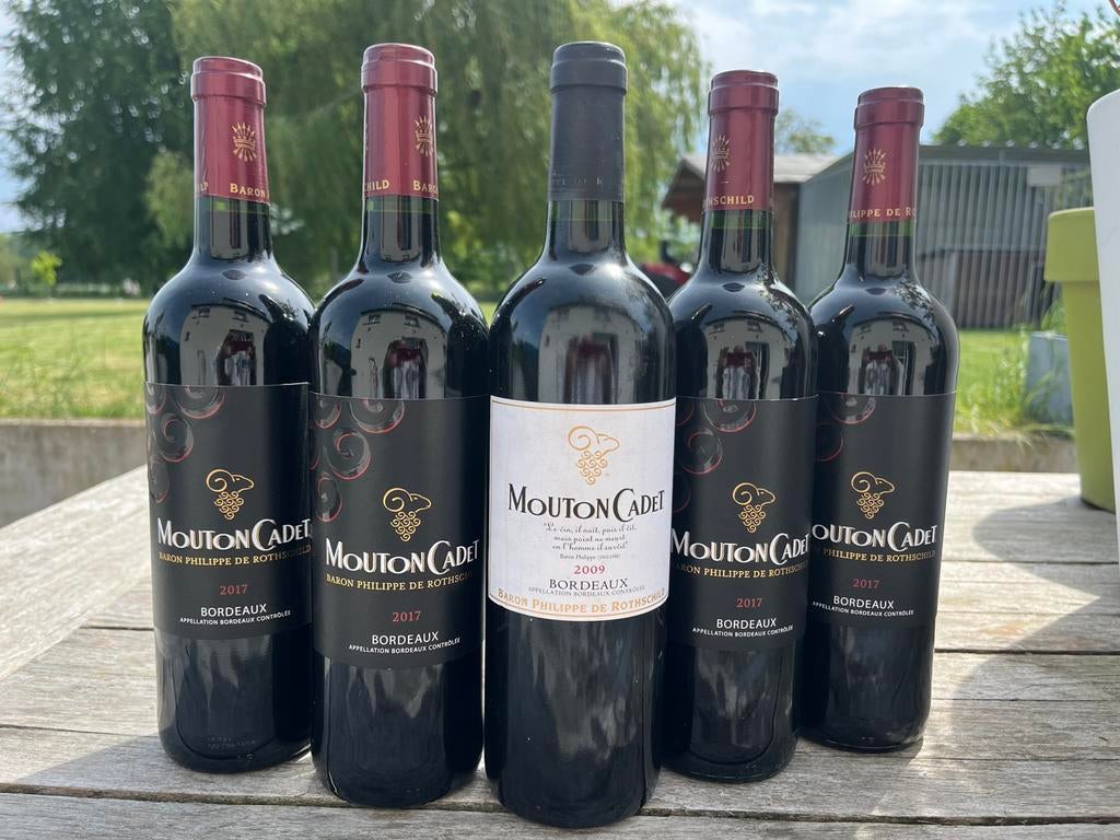 Mouton Cadet 2009 (1) 2017 (4) Bordeaux Rothschild, Frankrijk, Nieuw, Ophalen of Verzenden, Rode wijn