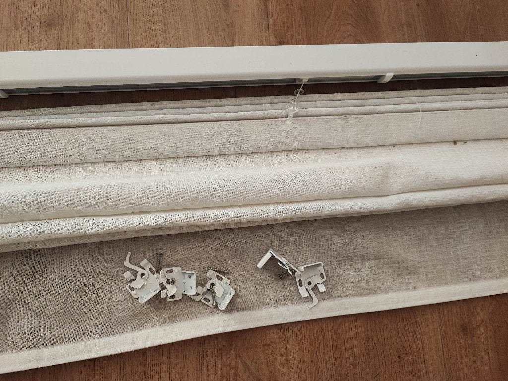 Gordijnroedel, Ophalen, Gebruikt, Beige, Kunststof