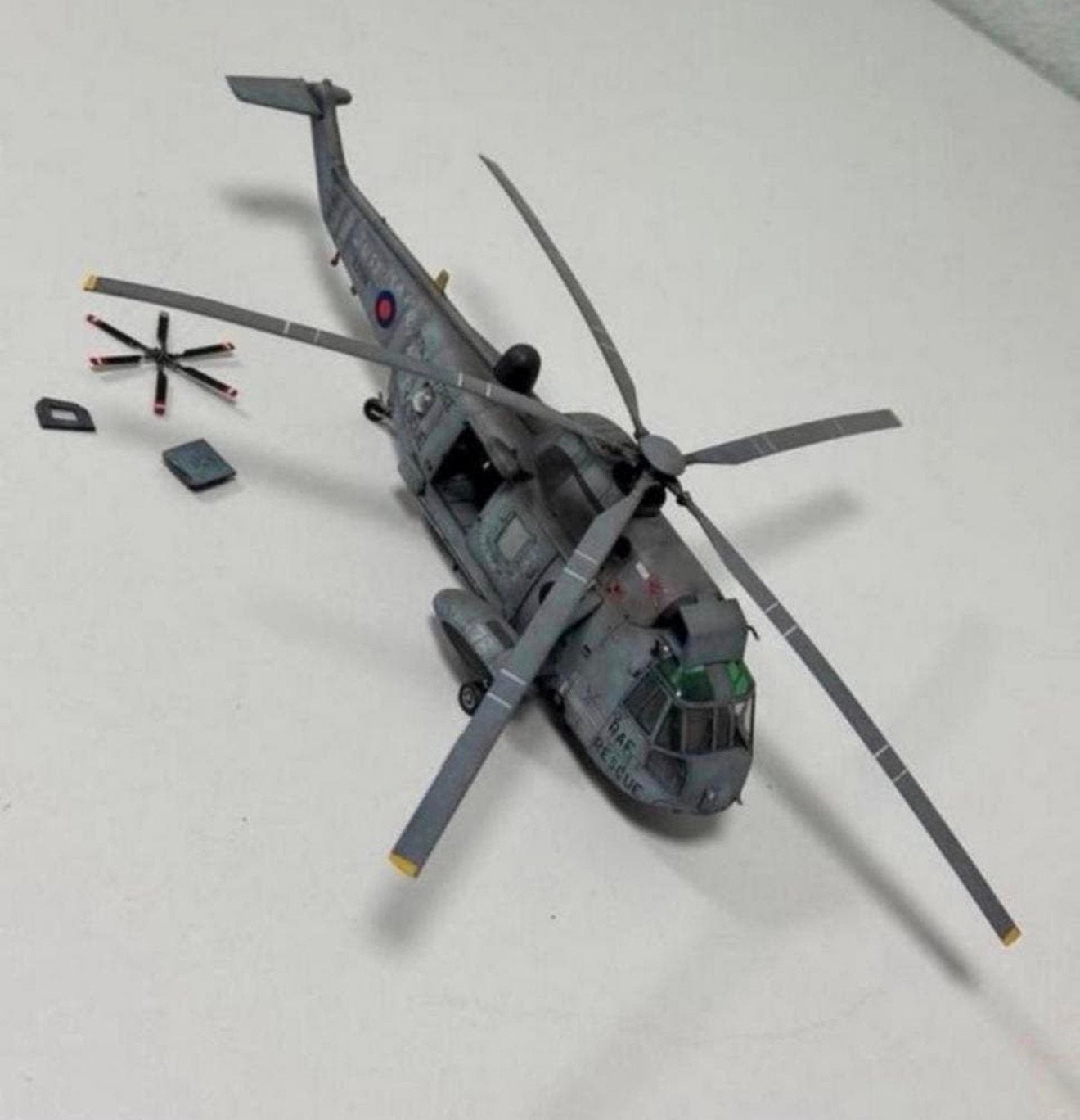 1:48 sea king Helikopter Westland Airfix Multi-role maritiem, Ophalen of Verzenden, Zo goed als nieuw, Groter dan 1:72, Helikopter