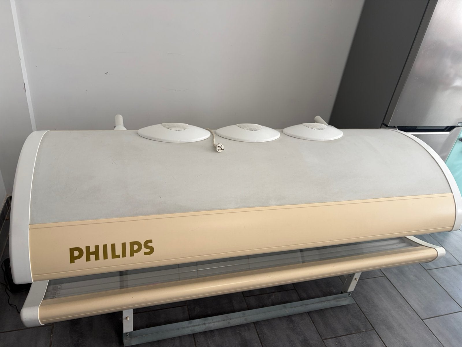 Je vends un appareil de bronzage personnel. Philips HB 585, Electroménager, Enlèvement, Comme neuf, Banc solaire double, 15 lampes ou plus