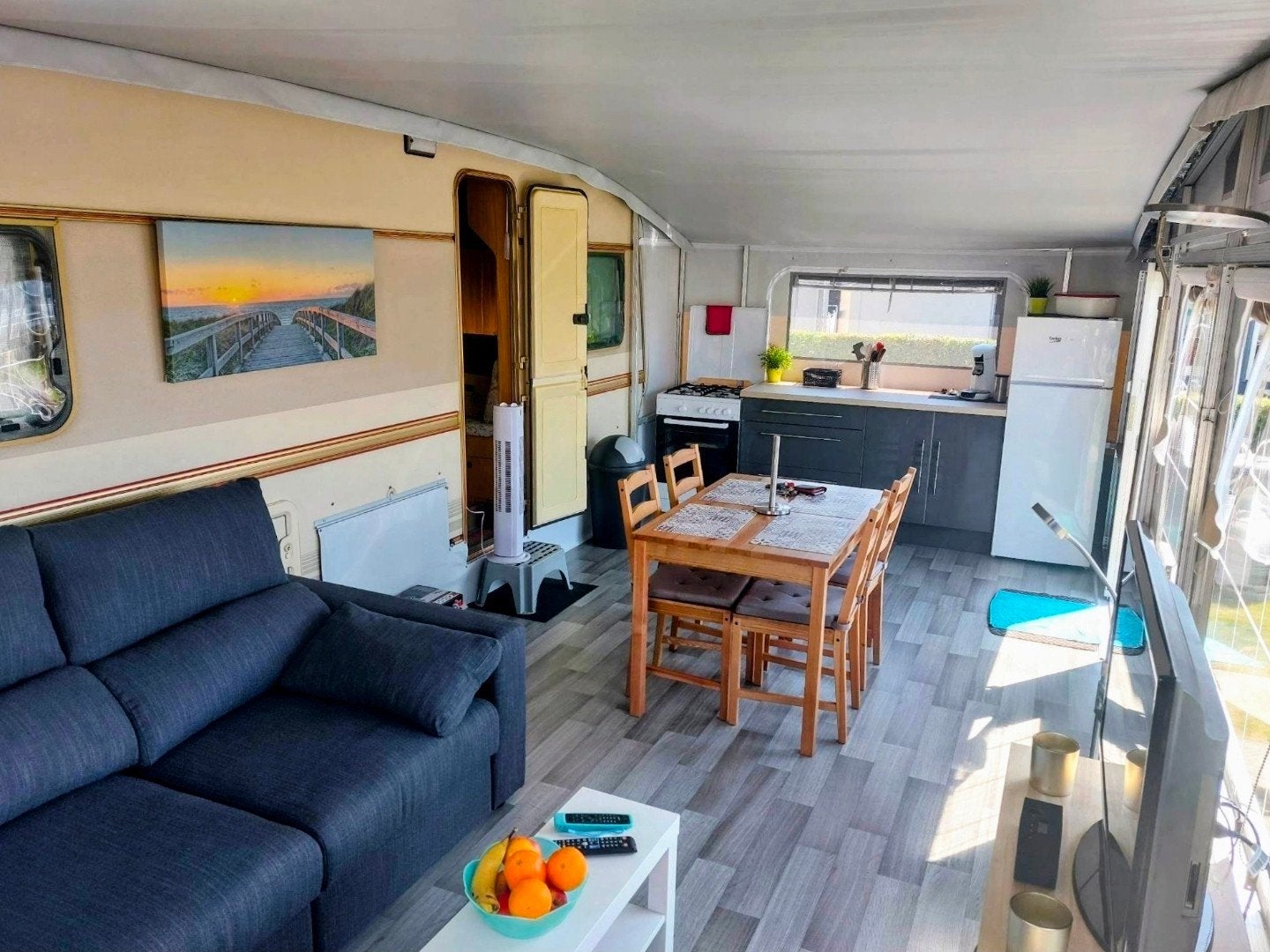 Te koop 5M40 tabert caravan met gloednieuwe luifel, Rondzit, Tabbert, Particulier, 5 tot 6 meter