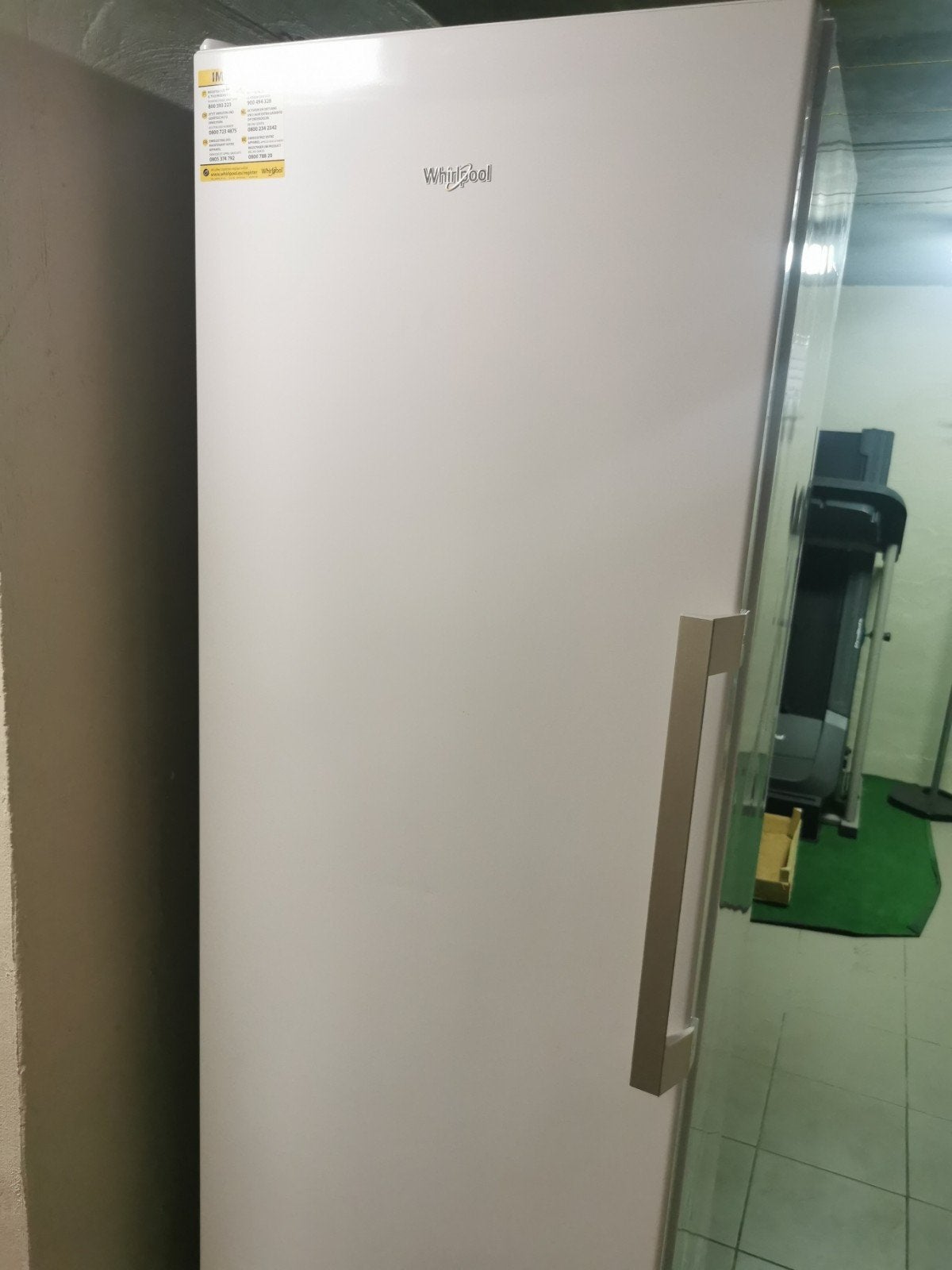 Diepvriezer Whirlpool A+ 60*70*186 cm in perfecte staat!, Elektronische apparatuur, Ophalen
